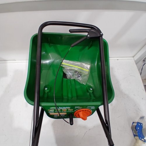 SCOTTS TURF BUILDER EDGEGUARD MINI BROADCAST SPREADER - GREEN image 4