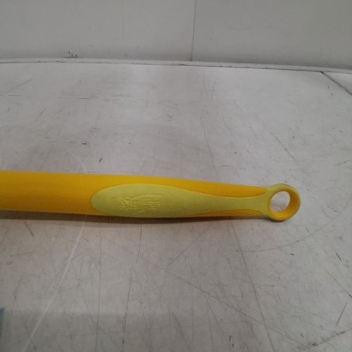 SWIFFER DUSTERS HEAVY DUTY EXTENDABLE HANDLE FOR MULTI SURFACE CLEANING - 6FT MAX - YELLOW (COMES WITH 3 DUSTERS) image 4