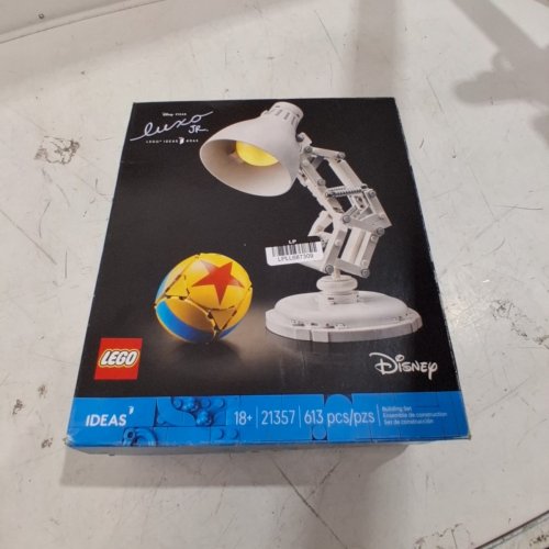 LEGO DISNEY PIXAR IDEAS LUXO JR. BUILDING SET - 613 PCS - WHITE (MODEL: 21357) image 2