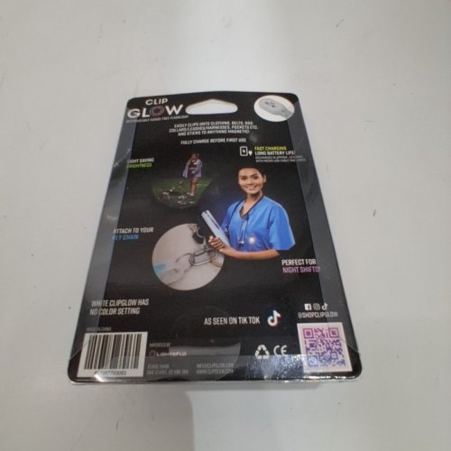 CLIPGLOW RECHARGEABLE HANDSFREE MAGNETIC FLASHLIGHT - WHITE image 3