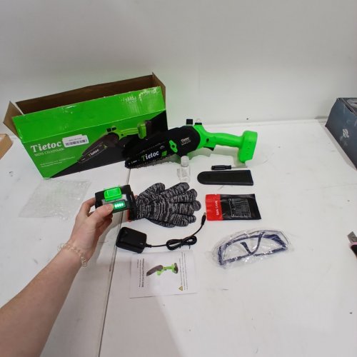 TIETOC 6" CORDLESS MINI HANDHELD CHAINSAW WITH 21V BATTERY - 880W - GREEN image 3