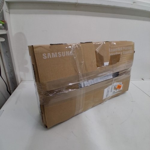 SAMSUNG ESSENTIAL MONITOR S3 FHD MONITOR WITH 100 HZ REFRESH RATE, IPS PANEL, 5 MS, GAME MODE, SUPER SLIM DESIGN, TILT ADJUSTMENT - 22" - BLACK (MODEL: S22D300GAN) image 4