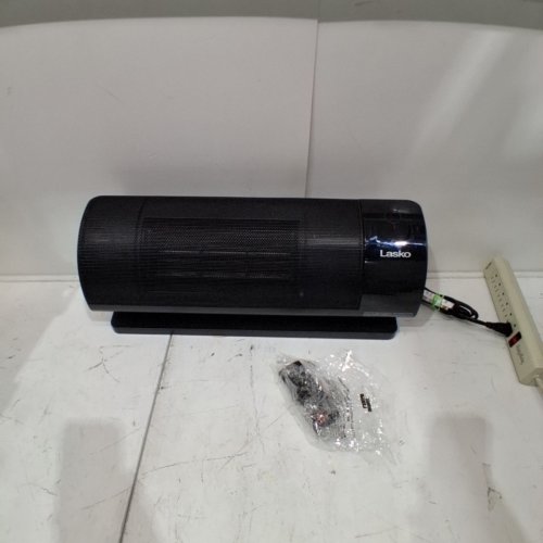 LASKO LOW PROFILE CERAMIC BASEBOARD HEATER - 1500W - BLACK (MODEL:3824662) image 3