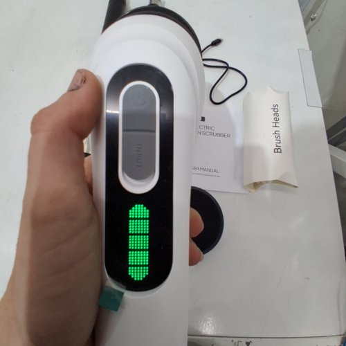 ELECTRIC SPIN SCRUBBER - 30W, 5 V - REPLACEABLE BRUSH HEADS - WHITE (MODEL: A10-D) image 2