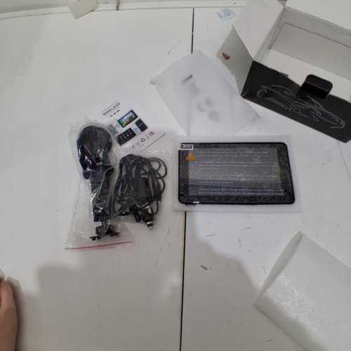 APPLE CARPLAY ANDROID AUTO AIRPLAY SCREEN FOR CAR DASH - MOUNTABLE WIRELESS STEREO WITH BLUETOOTH, 7" SCREEN - BLACK image 2