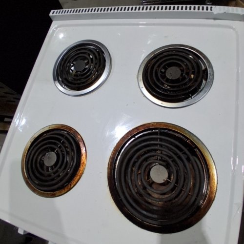 ELEMENT ELECTRIC RANGE - 24" - 3.7CU.FT - WHITE (MODEL: EECR24MEW-CA) image 7