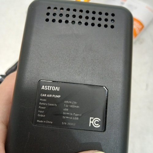 ASTROAI PORTABLE CAR AIR PUMP - 150 PSI, 45W, 7.4 V 1800 MAH - BLACK / YELLOW (MODEL: AIRUN L7AIR) image 2