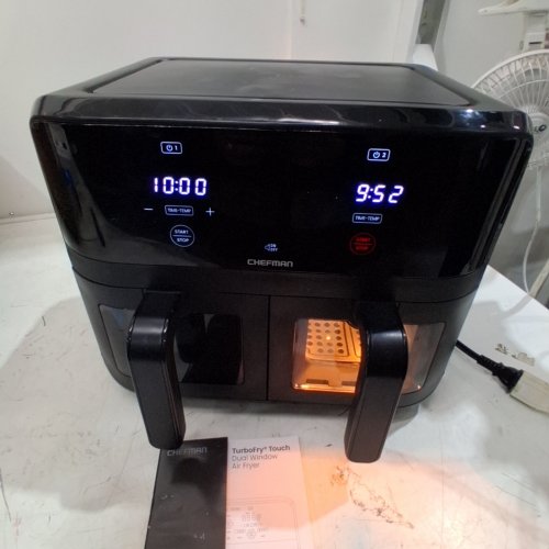 CHEFMAN TURBOFRY TOUCH DUAL-WINDOW AIR FRYER - 6QT - BLACK (MODEL: RJ38-SQPF-3TD8-2W-CA) image 3