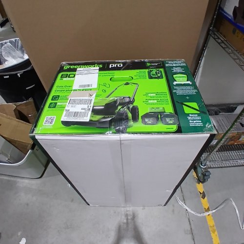 GREENWORKS SELF-PROPELLED LAWN MOWER WITH 1 EXTRA BLADE AND BATTERY CHARGING STATION - 80V - 21" - 2.0 AH + 4.0 AH BATTERY - GREEN (MODEL: LMB455) image 2