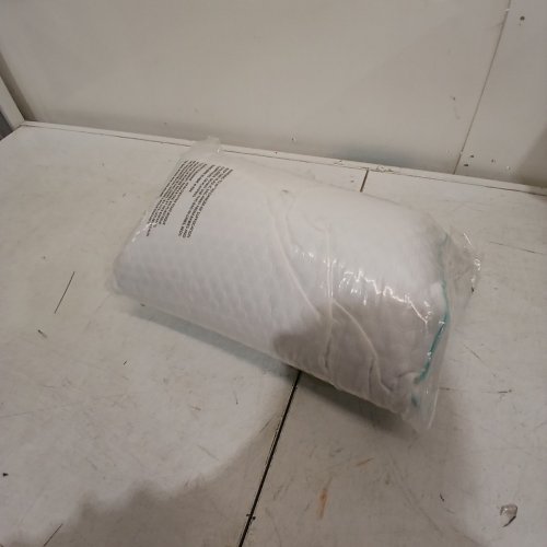 MARTHA STEWART MEMORY FOAM COOLING PILLOW - QUEEN (18" X 28") (MODEL: 1392500) image 2
