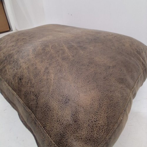 FAUX LEATHER CUSHION - 18" X 23"X 17" - BROWN image 4
