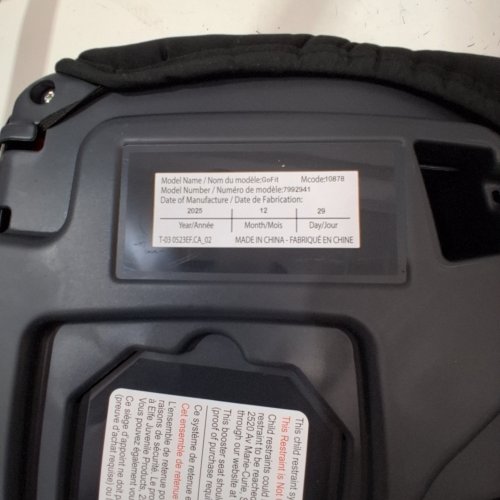 CHICCO GOFIT BELT POSITIONING BACKLESS BOOSTER SEAT - 40-110LBS CAPACITY - KNIGHT BLACK - (MODEL: 7992941) image 2