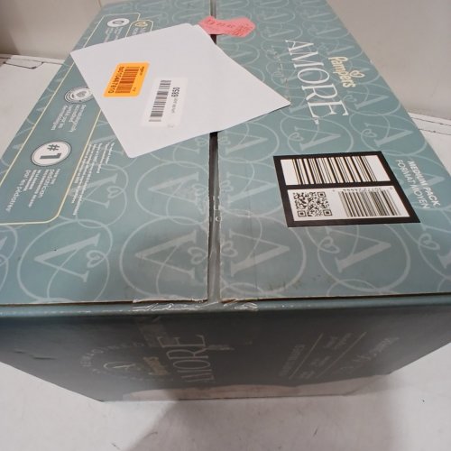 66PK PAMPERS AMORE DIAPERS - SIZE 3 - WHITE image 3