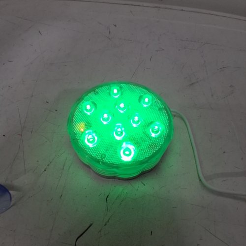 RECHARGEABLE SUBMERSIBLE POOL LIGHT WITH REMOTE - MULTICOLOR image 2