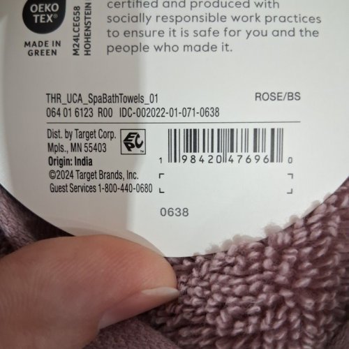 THRESHOLD SPA PLUSH OVERSIZED BATH TOWEL - 33" X 65" - PURPLE image 2