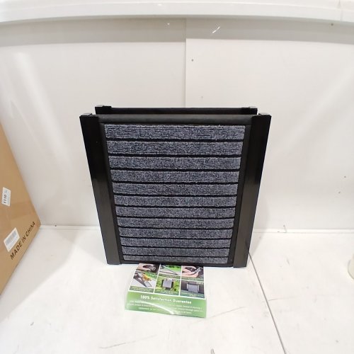 SNAGLE PAW EXTRA LONG FOLDABLE PET RAMP - 67"X17" - BLACK/GREY image 2