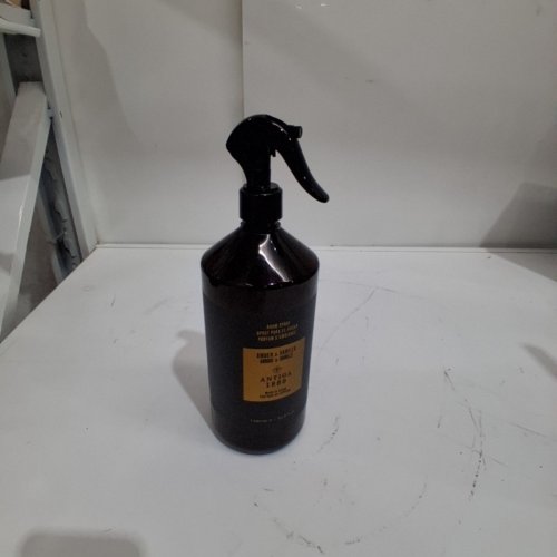 ANTIGA 1860 ROOM SPRAY - 1L - AMBER AND VANILLA image 2