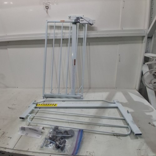REGALO EASY STEP SAFETY GATE - 29"- 38.5" - WHITE (MODEL: 1160-DS) image 2