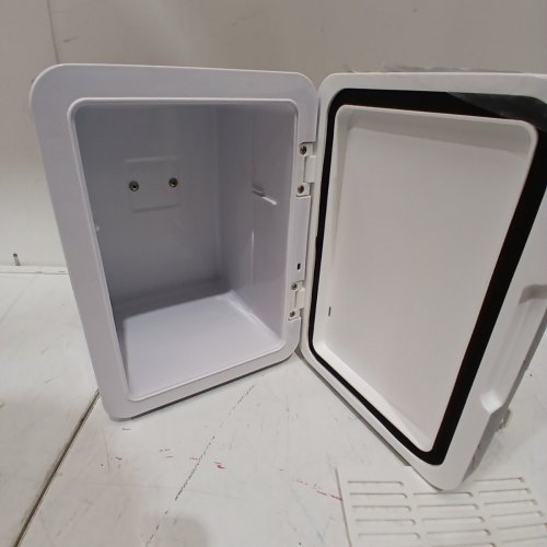 PORTABLE CAR MINI FRIDGE - 12V - 6L - GREY image 6