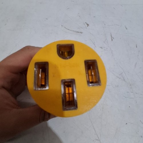 MECMO LEVEL 2 EV CHARGER ADAPTER - 30V - FOR NEMA 10-50 - YELLOW image 3