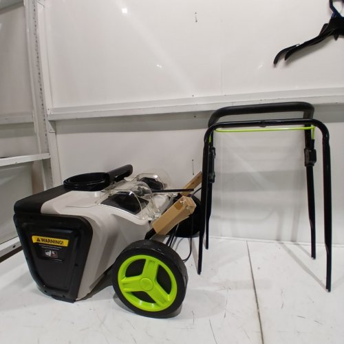 DEKOPRO ELECTRIC SNOW SHOVEL SNOW BLOWER - 20" CLEARING WIDTH - BLACK/GREEN (MODEL: DKPGSRA020B1) image 3
