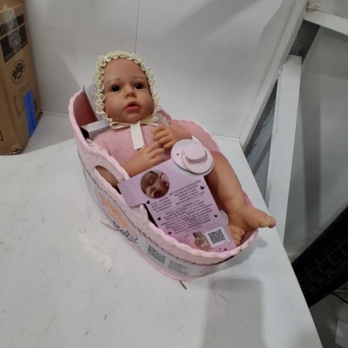 BABY BORN REAL HAND-PAINTED REALISTIC BABY GIRL DOLL WITH BASSINET - 17" - PINK (MODEL: 920547-EUC) image 3