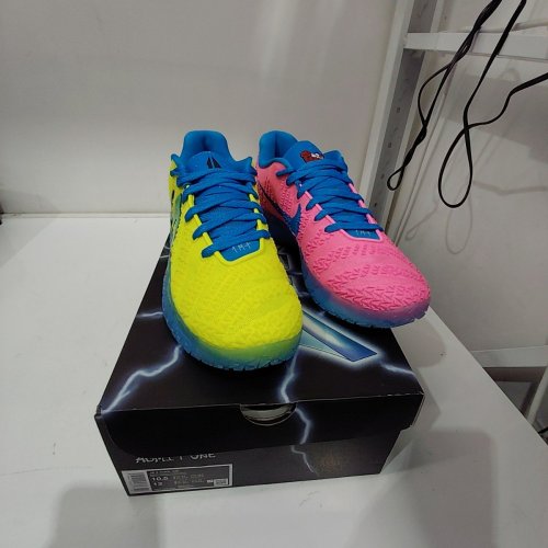 MEN'S NIKE JA 3 X KOOL AID BASKETBALL SHOES - 10.5 - LEMON VENOM / LIGHT GREEN SPARK / PINK BEAM / LIGHT PHOTO BLUE (STYLE: IW1159-700) image 3