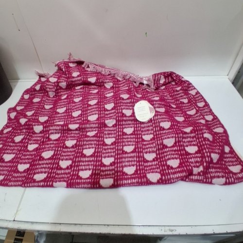 THRESHOLD ULTRA-SOFT SCULPTED TERRY BEACH TOWEL - 40" X 72" - MAGENTA image 2