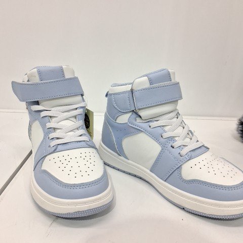 GIRLS GEORGE HIGH-TOP SNEAKERS - SIZE 1 - LIGHT BLUE/WHITE image 2
