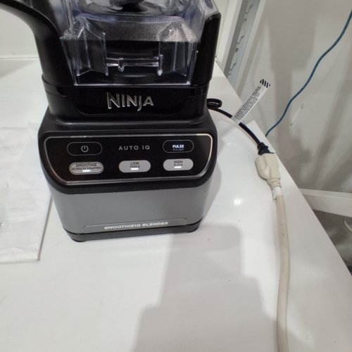 NINJA PROFESSIONAL BLENDER 2.0 - 72OZ - 1400W - BLACK/SILVER - (MODEL:CCO750BSL) image 2