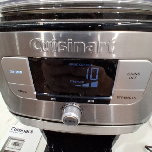 CUISINART PROGRAMMABLE 12-CUP BURR GRIND & BREW COFFEEMAKER - BLACK/SILVER (MODEL: DGB-800C): image 2