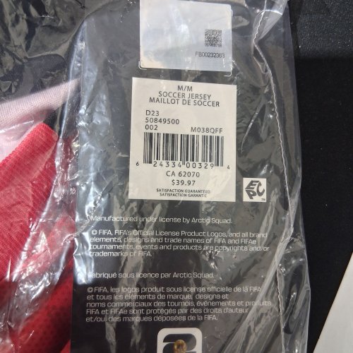 MEN'S FIFA CANADA SOCCER JERSEY - MEDIUM - BLACK AND RED image 2
