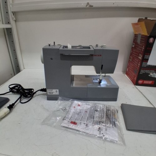 SINGER 4452 HIGH SPEED HEAVY DUTY SEWING MACHINE WITH ACCESSORIES - GREY (MODEL: 4452) image 3