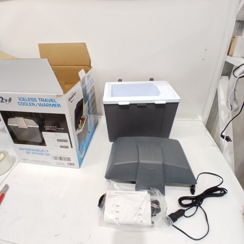 KOOLATRON TRAVELER III P9 THERMOELECTRIC ICELESS COOLER/WARMER - 9.3L - GREY image 3
