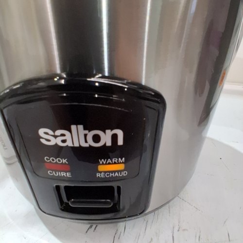 SALTON AUTOMATIC RICE COOKER WITH FOOD STEAMING BASKET - 8CUP - STAINLESS (MODEL: RC2027) image 2