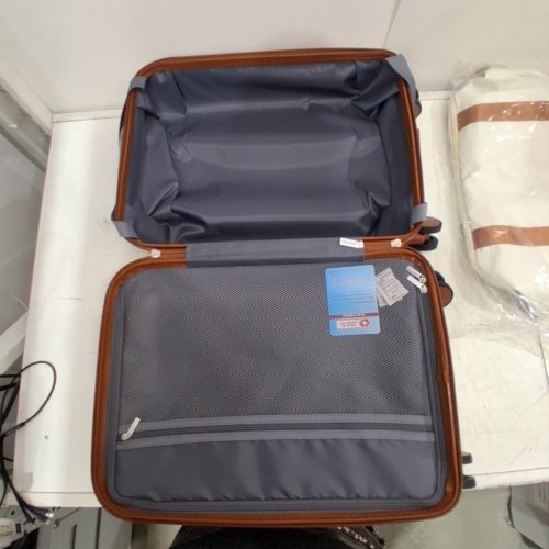3PC LIGHTWEIGHT DURABLE TRAVEL BAG AND COSMETIC BAG WITH HARDSIDE LUGGAGE SET - 20" - 3L/32L/40L - WHITE/BROWN (MODEL: ACV-ZWT20-TTX) image 3