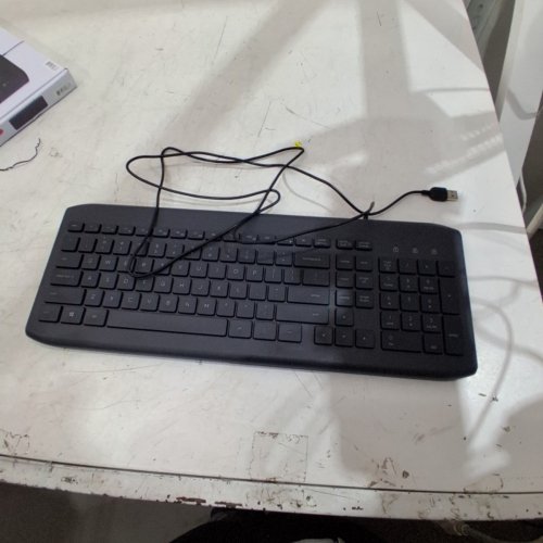 ONN. WIRED USB KEYBOARD - 104 KEYS - BLACK image 4