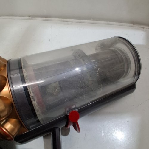 DYSON PISTON ANIMAL SUBMARINE V16 CORDLESS VACUUM WITH ATTACHMENTS (MODEL: DS60) image 4