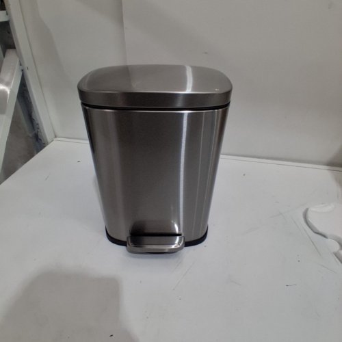 AMAZON BASICS MINI RECTANGULAR TRASH CAN WITH SOFT-CLOSE FOOT PEDAL - 5L - STAINLESS STEEL (MODEL: B07PD3YST7) image 2