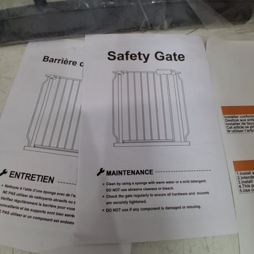 SAFETY GATE - 71.65-76.38" - BLACK (MODEL: W046) image 2