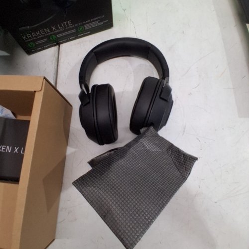 RAZER KRAKEN X LITE ULTRALIGHT GAMING HEADSET image 2