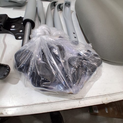 OFFICE CHAIR WITH BREATHABLE MESH BACKING AND LUMBAR SUPPORT - 250LBS CAP - GREY (MODEL: C-3718-1B-GY) image 4