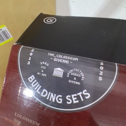 3960PC GIVENNI THE COLOSSEUM ARCHITECTURAL BUILDING SET (STYLE: COLOSSEUM) image 2