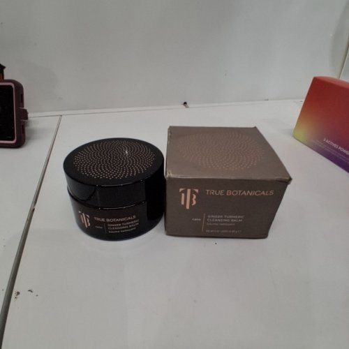 TRUE BOTANICALS GINGER TURMERIC CLEANSING BALM - 3 OZ/85G image 4