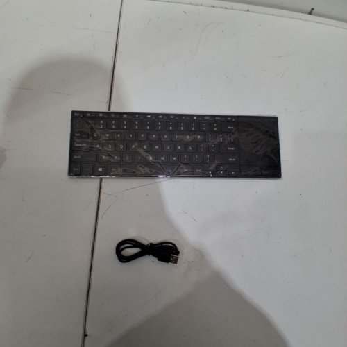 RII PORTABLE 2.4G WIRELESS BLUETOOTH KEYBOARD WITH TOUCHPAD COMBO - BLACK (MODEL: RT721) image 2