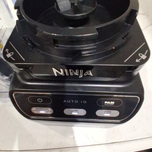 NINJA PROFESSIONAL BLENDER 2.0 - 1400W - 72OZ/2.1L - BLACK/GREY - (MODEL: CCO750BSL/4444778) image 2
