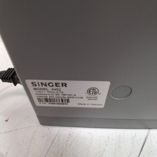 SINGER HEAVY DUTY PEDDLE OPERATED BUILT-IN NEEDLE THREADER SEWING MACHINE - 120 V, 0.7 AMP - GRAY (MODEL: 4452) image 4