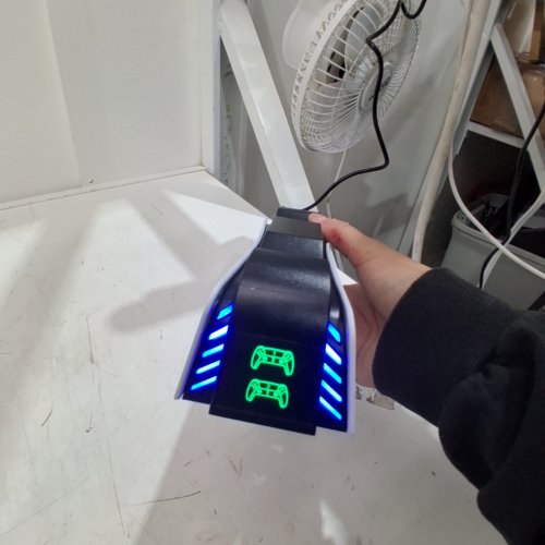 DUAL CHARGING DOCK FOR PS5 CONTROLLERS - BLACK (MODEL: YH-54) image 2