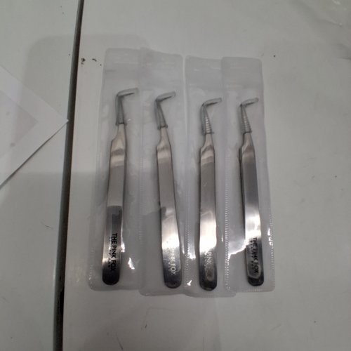 4PK THE PINK FOX BEAUTY GROOMING TOOLS - SILVER image 2