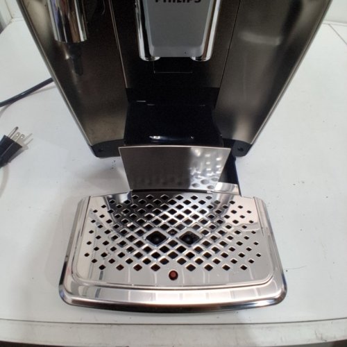 PHILIPS 3300 SERIES FULLY AUTOMATIC ESPRESSO MACHINE WITH INTUITIVE TOUCH DISPLAY & CLASSIC MILK FROTHER - BLACK/CHROME - (MODEL: EP3326/90) image 5